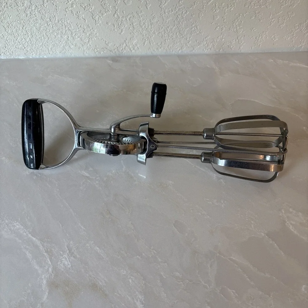 EKCO Best Hand Mixer